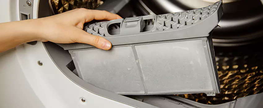Signs Of A Clogged Dryer Lint Trap in North Port, Florida